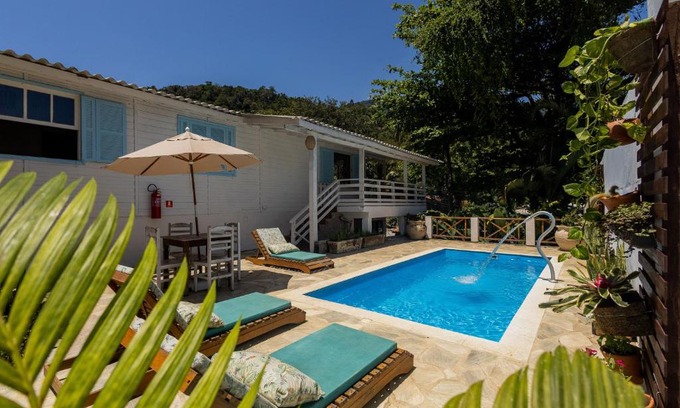 Praia Grande Casa | Ilhabela Studios