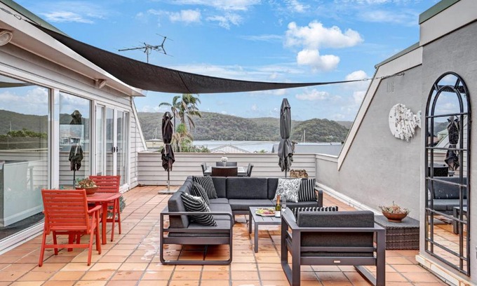 Palm Beach Casa | Iluka Palm Cove Penthouse