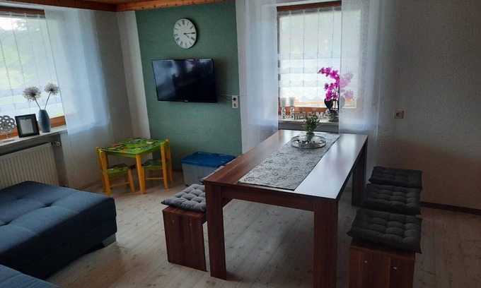 Lam Apartamento | Im Schönen Lamer Winkel, Ortsteil Buchetbühl Finden Sie Unsere neu Errichteten Ferienwohnungen. Unser Anwesen Befindet Sich Inmitten von Wiesen und Wäldern, Welche Direkt zum Erkunden Einladen. Egal zu Welcher Jahreszeit Genießen Sie Unsere Schöne La