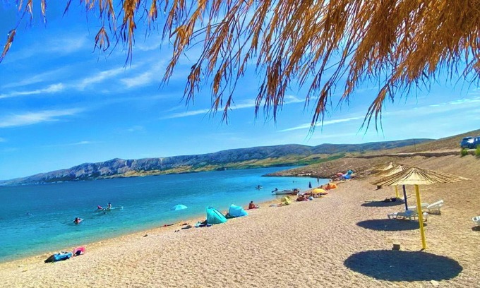 Zubovici Apartamento | Immaculate 1-Bed Apartment in Zubovici, Croatia