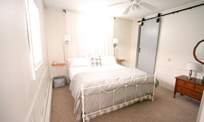 Brevard Casa | Inmaculado apartamento granero en la impresionante propiedad en la hermosa Brevard, NC!