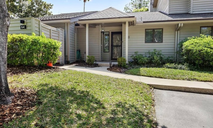 Palm Valley Condominio | Immaculate Condo steps from TPC Sawgrass