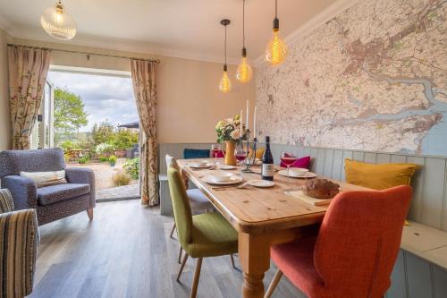 Stoke by Nayland Casa | Immaculate luxury retreat in pretty village with great pubs - Box Valley Cottage