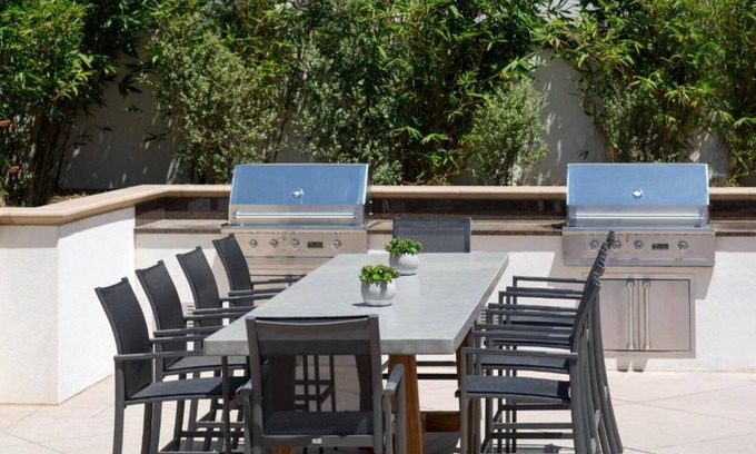 Old Pasadena Casa | Immerse yourself in an extended stay in Pasadena