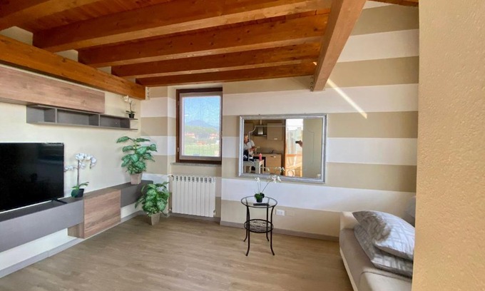 Cenate Sotto Apartamento | Immerso nel verde 4 posti letto