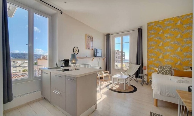 Riou - Petit Juas - Av de Grasse Apartamento | Immogroom - Bourgeois building - Quiet - Parking