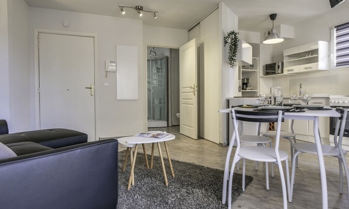 Riou - Petit Juas - Av de Grasse Apartamento | IMMOGROOM-Cosy - Cannes Center- A/C - Terrace- CONGRESS/BEACHES