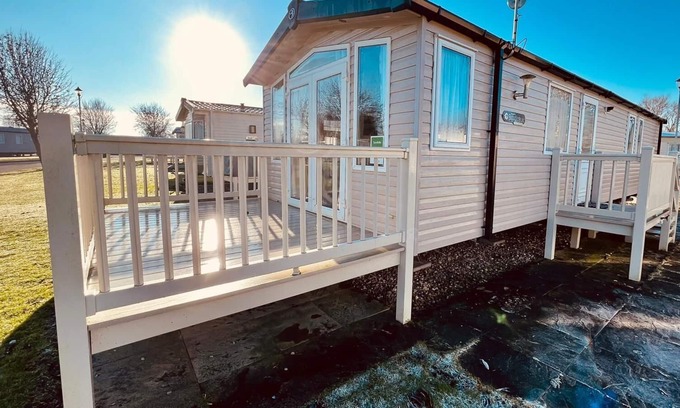 Skegness Chalet De Esquí | Impeccable 3-Bed Caravan on Butlins Skegness
