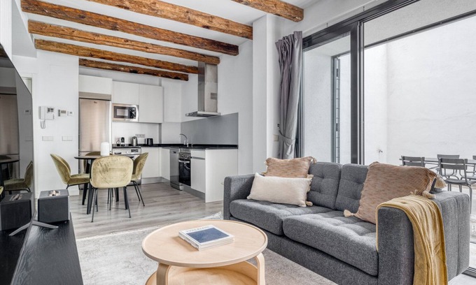 Gaztambide Apartamento | Impeccable Chamberí 2BR with amazing terrace, near the city center, by Blueground