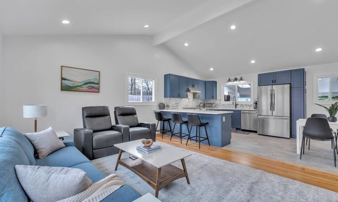 Allen Casa | Impeccably Designed Home.
