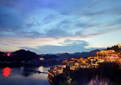 Xiangxi Casa | Impression Inn Furong Town Waterfall Branch