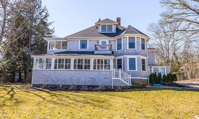 Osterville Casa | Impressive Osterville Residence - Ideal Location