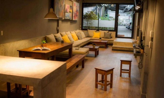 Pratunam Hostal | In a Box Hostel