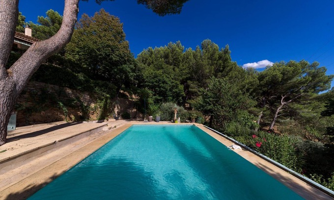 Salon-de-Provence Apartamento | En un entorno verde a 2 pasos del centro de la ciudad.