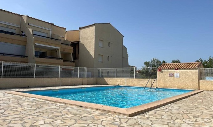 Marseillan Plage Apartamento | In a residence with a swimming pool
