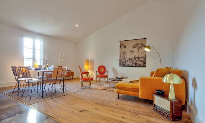 Lunel-Viel Apartamento | In a winegrowing estate, 3P of 80m², old charm and modern comfort