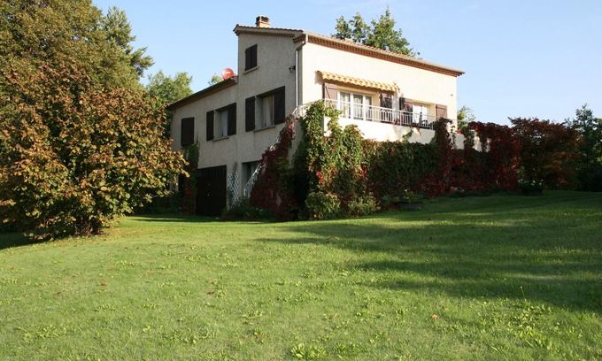 Mison Casa | En todas las estaciones, casa en exuberante vegetación + piscina privada y bosque
