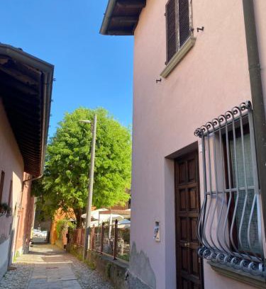 Rovato Apartamento | In castello 1984