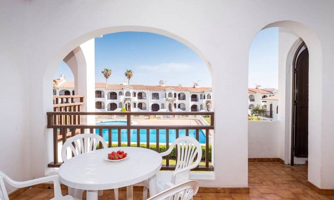Sant Jaume Mediterrani Apartamento | En el complejo de vacaciones con piscina y balcón - Girasol Garden Superior 2 A