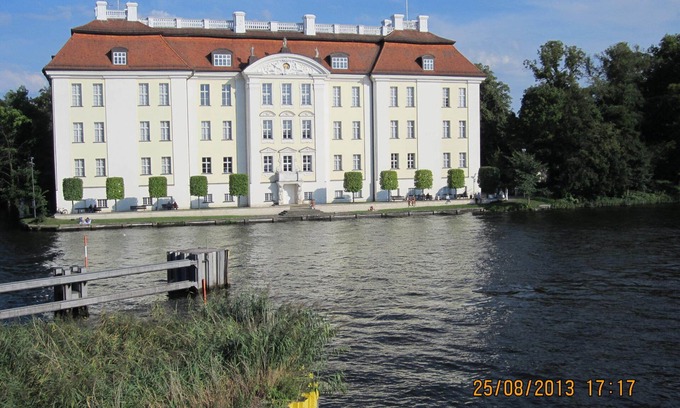 Schmoeckwitz Apartamento | Granny plana en una casa de familia, entrada independiente, terraza privada