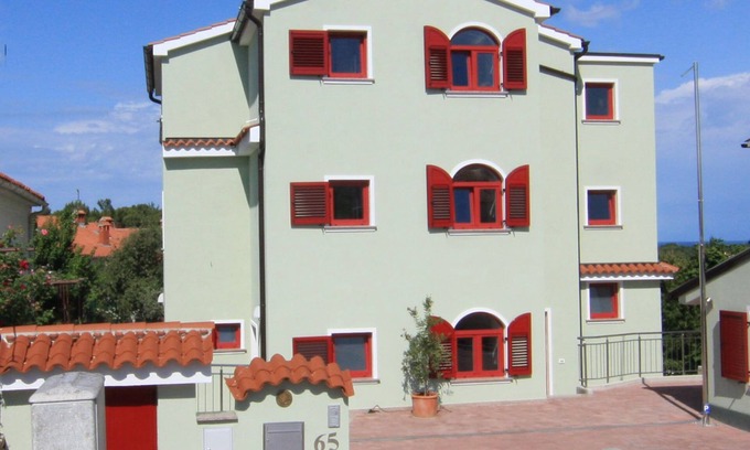 Brulo Apartamento | en Mozart puedes disfrutar de un toque mediterráneo y un clima interior agradable
