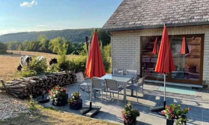 Olloy-sur-Viroin Cabaña | In the Viroin-Hermeton nature park, Le gîte de la Champagne, pets allowed