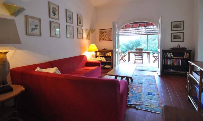 Roccamare Villa | En un bosque de pino exclusivo de Roccamare a pocos pasos del mar, a 5 minutos de Castiglione