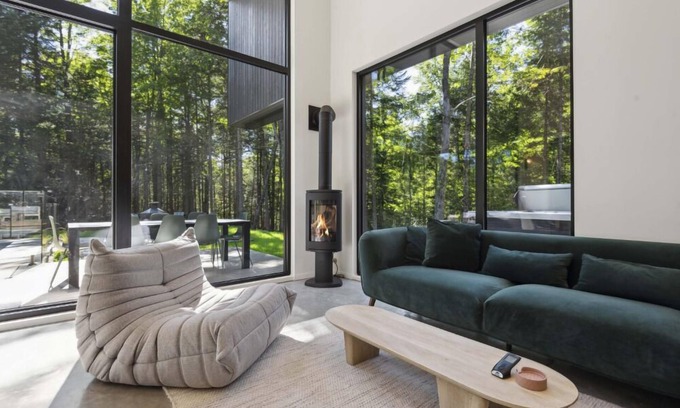 Saint-Etienne-De-Bolto Chalet De Esquí | Au Haut De La Colline Spa et sauna