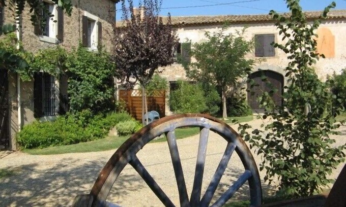 Montbrun-des-Corbieres Casa | En el corazón de Corbières, casa rural de 3 habitaciones, cálida e independiente, con capacidad para 4 personas