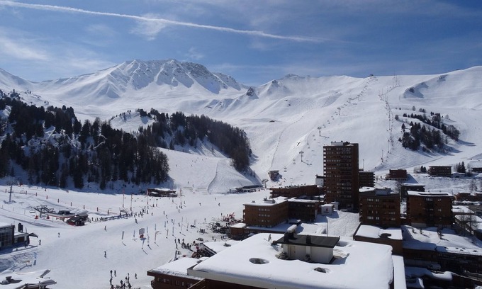 Plagne 1800 Apartamento | In the heart of Plagne Centre, spacious, sunny, cozy apartment, ski-in/ski-out