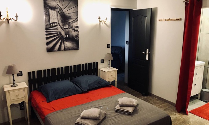 Romorantin-Lanthenay Apartamento | In the heart of the Sologne, single-storey apartment with patio
