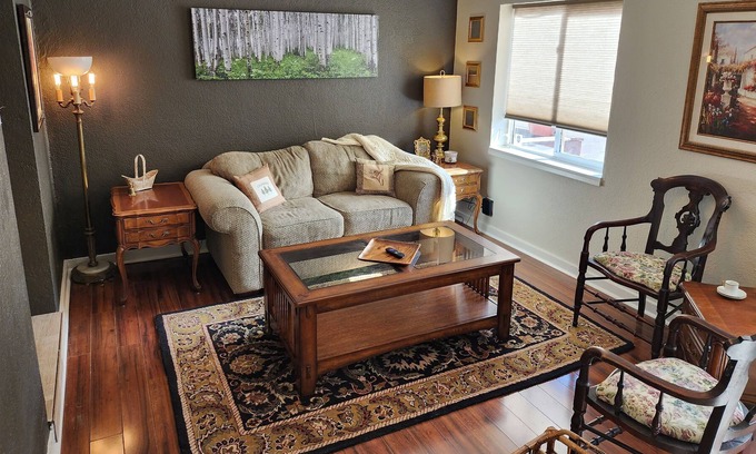 Colorado Springs Cabaña | In The Heart Of OCC, Views, Balcony, Walkable, New!