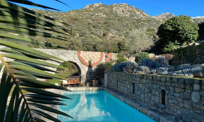 Urtaca Casa | En el corazón de la Balagne, hermosa casa tradicional con piscina climatizada