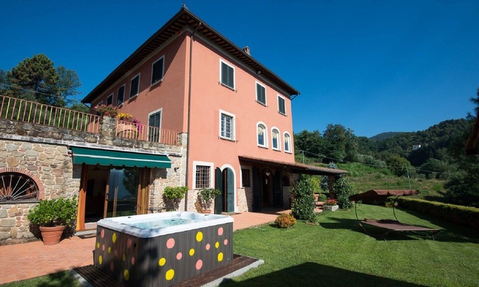 Pescia Villa | En el corazón de las colinas toscanas.