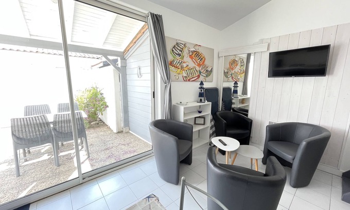 La Flotte Casa | En el corazón de La Flotte - Casa 4 personas-Patio privado - Parking privado