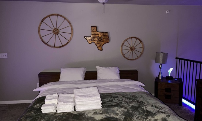 Las Colinas Casa | In the heart of Las Colinas next to the Ritz Carlton Golf Club.n