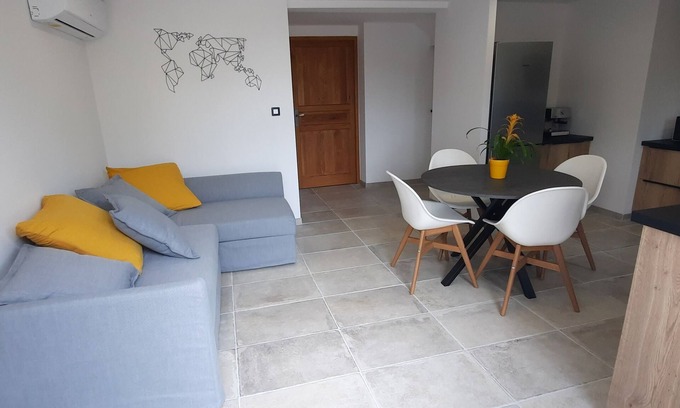 Vernegues Apartamento | In the heart of Provence between Alpilles and Luberon, Avignon and Aix en Provence.