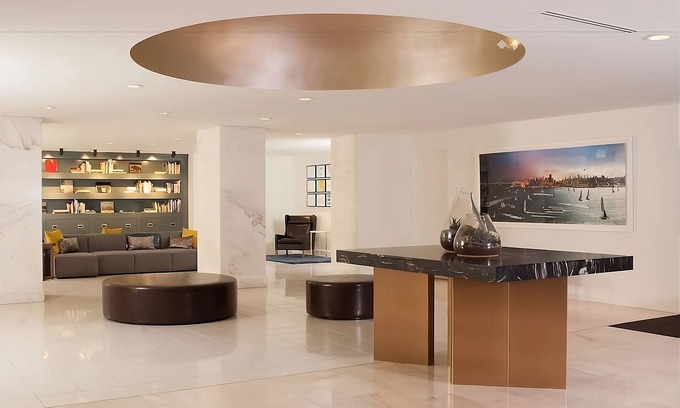 Lower Nob Hill Hotel | In The Heart Of San Francisco! Bike Rentals, Pets Allowed, Walk to Union Square!