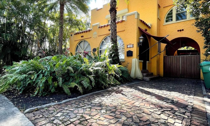 Buena Vista Casa | In the heart of the Miami Design District
