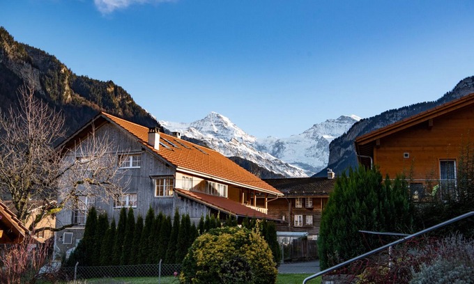 Wilderswil Chalet De Esquí | En el corazón de los Alpes suizos. Casa familiar hasta 8 personas.