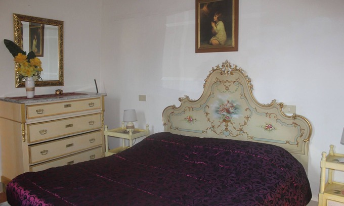 Santarello Casa | In the heart of Valdichiana historic Tuscan farmhouse, swimming pools for exclusive use