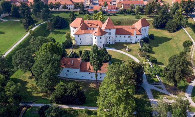 Medimurje Casa | In the north of Croatia welcomes you this cozy vacation home with pool.