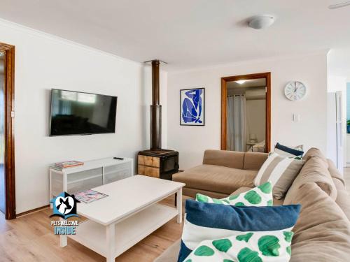 Goolwa South Casa | In The Sand Dunes & Renovated House