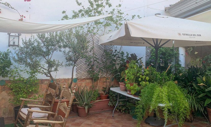 Almonte Casa | In the town of Almonte, the spacious vacation home offers you the ideal place for your family to rel