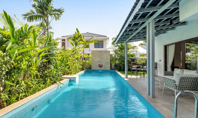 Anjuna Casa | Inaari - 5BR w Private Pool 5km to Anjuna Beach