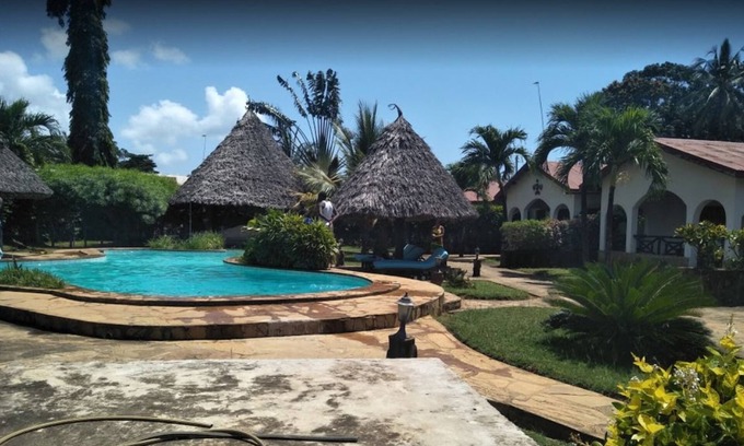 Ukunda Cabaña | Inchi Raha Cottages