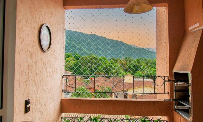 Centro Apartamento | Incrível Apto com piscina e churrasq em Ubatuba SP