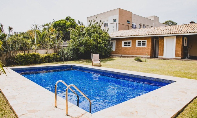 Vila Giglio Casa | Incrível casa com ampla área de lazer em Atibaia