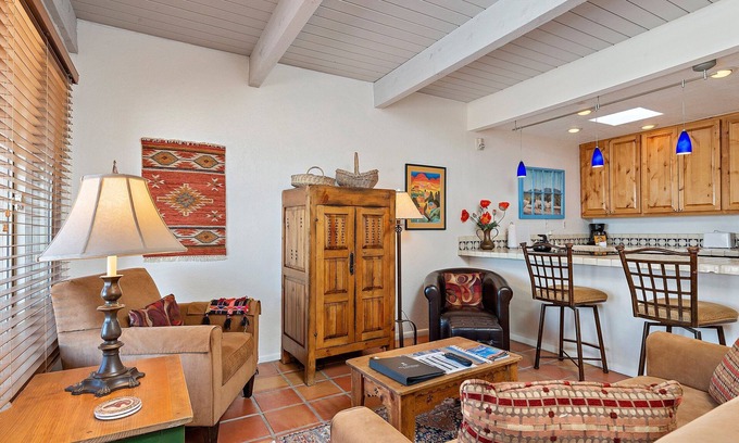 Northeast Santa Fe Hotel | Incredible Downtown Location, Beautiful Fort Marcy Condo