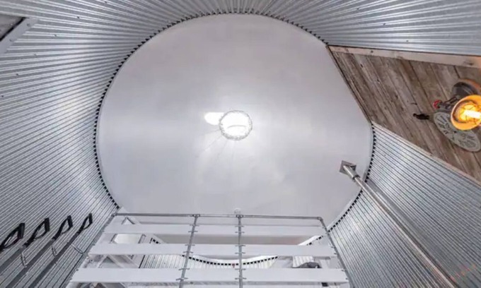 Brentwood Bay Casa | Incredible Grain Bin/Silo on Beautiful Vancouver Island!